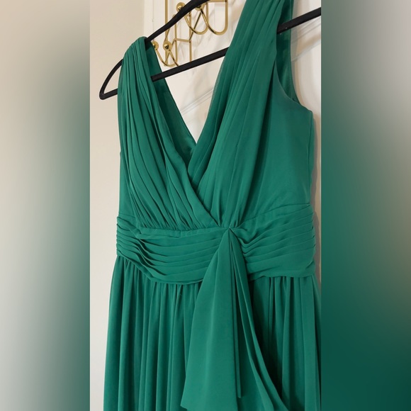 Emerald Royal Green Gown - Formal Dress - Picture 3 of 7